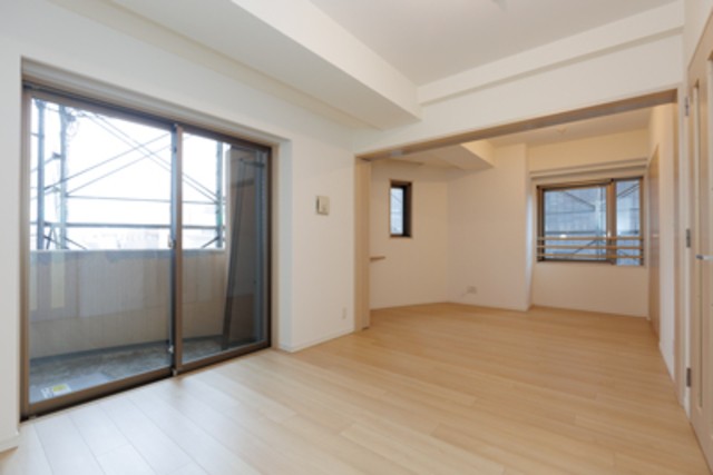 ※写真は同タイプ住戸です。(居間)