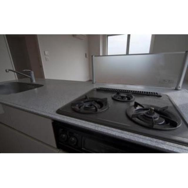 ※写真は同タイプ住戸です。(キッチン)