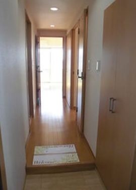 (玄関)