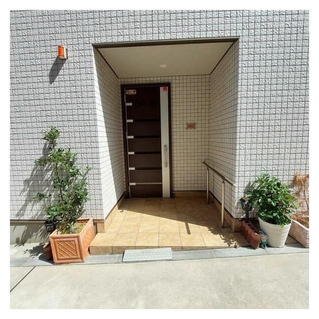 (玄関)