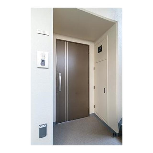 ※写真は同タイプ住戸です。(玄関)