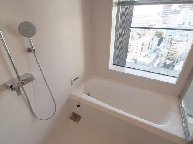 ※写真は同タイプ住戸です。(風呂)
