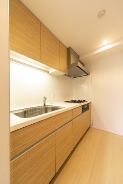 ※写真は同タイプ住戸です。(キッチン)