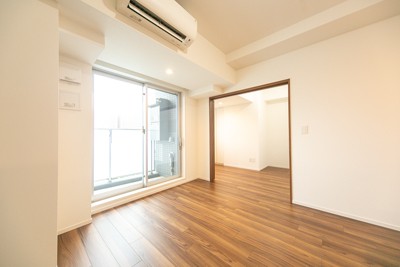 ※写真は同タイプ住戸です。(居間)