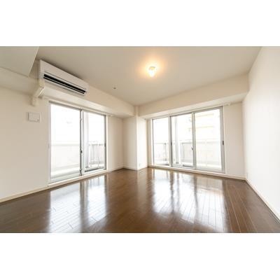 ※写真は同タイプ住戸です。(居間)