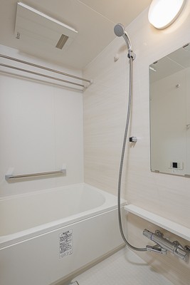 ※写真は同タイプ住戸です。(風呂)