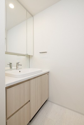※写真は同タイプ住戸です。(内装)