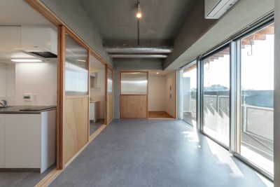 ※写真は同タイプ住戸です。(居間)