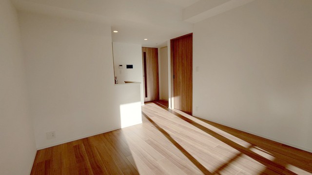 ※写真は同タイプ住戸です。(居間)