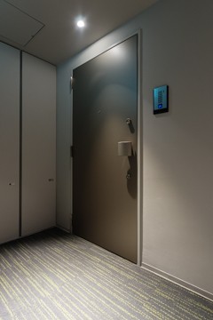 ※写真は同タイプ住戸です。(玄関)