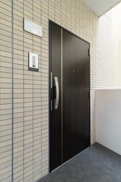 ※写真は同タイプ住戸です。(玄関)