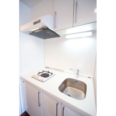 ※写真は同タイプ住戸です。(キッチン)