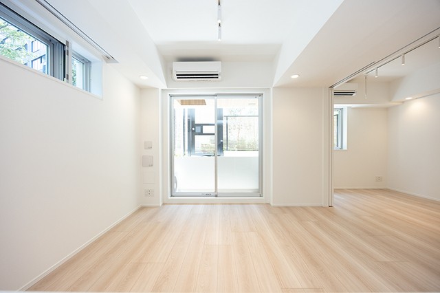 ※写真は同タイプ住戸です。(居間)