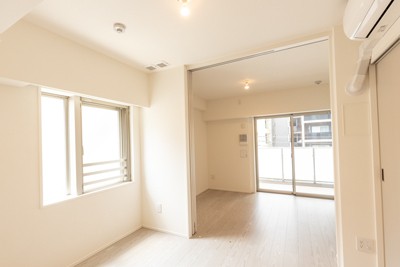 ※写真は同タイプ住戸です。(居間)