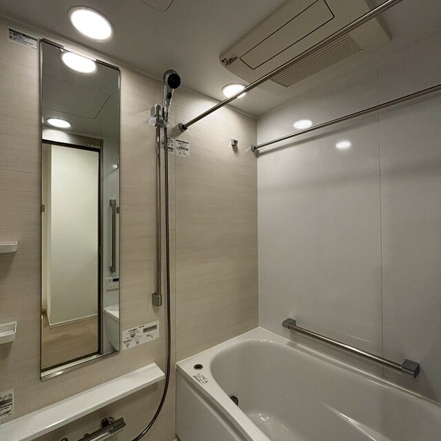 ※写真は同タイプ住戸です。(風呂)