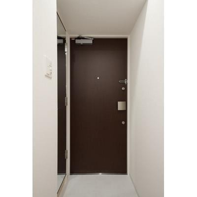 ※写真は同タイプ住戸です。(玄関)