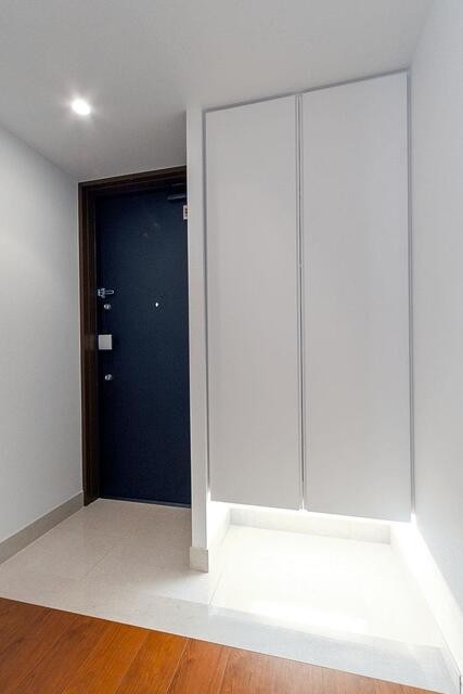 ※写真は同タイプ住戸です。(玄関)