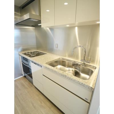 ※写真は同タイプ住戸です。(キッチン)