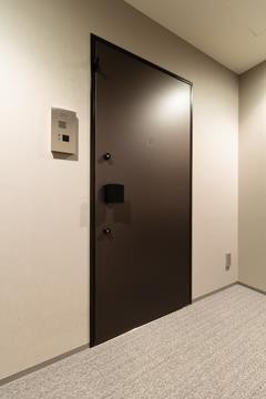 ※写真は同タイプ住戸です。(玄関)