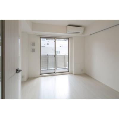 ※写真は同タイプ住戸です。(居間)