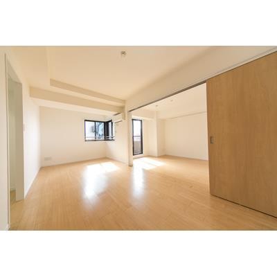 ※写真は同タイプ住戸です。(居間)