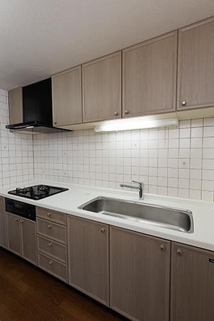 ※写真は同タイプ住戸です。(キッチン)