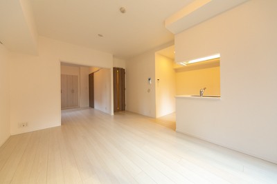※写真は同タイプ住戸です。(居間)