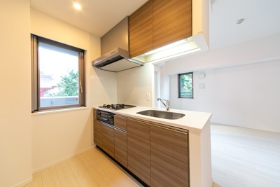 ※写真は同タイプ住戸です。(キッチン)
