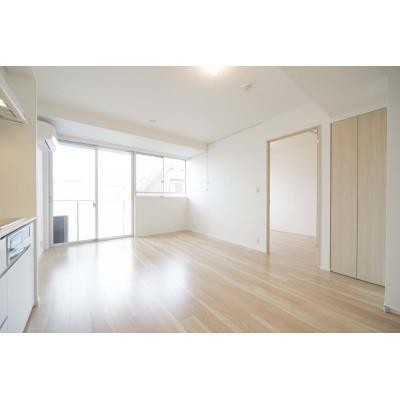 ※写真は同タイプ住戸です。(居間)