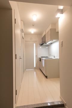 ※写真は同タイプ住戸です。(玄関)