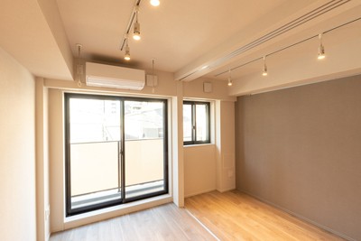 ※写真は同タイプ住戸です。(居間)