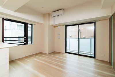 ※写真は同タイプ住戸です。(居間)