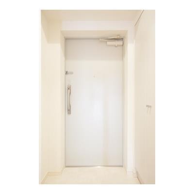 ※写真は同タイプ住戸です。(玄関)