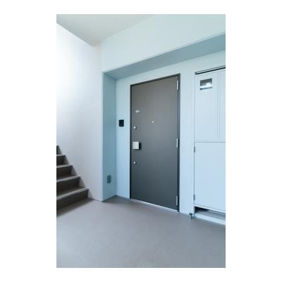 ※写真は同タイプ住戸です。(玄関)