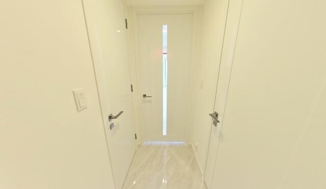 ※写真は同タイプ住戸です。(玄関)