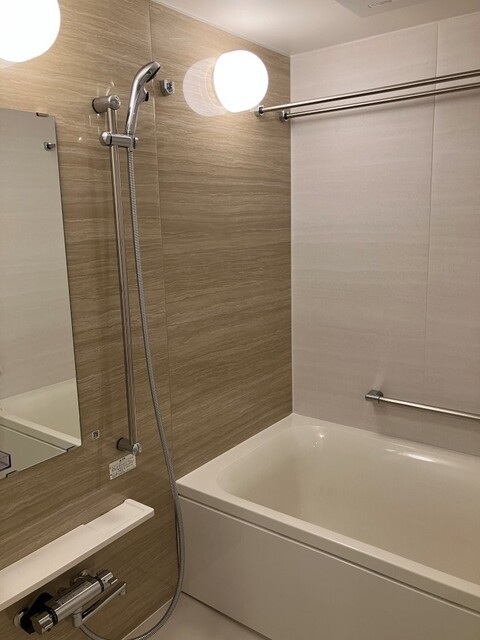 ※写真は同タイプ住戸です。(風呂)