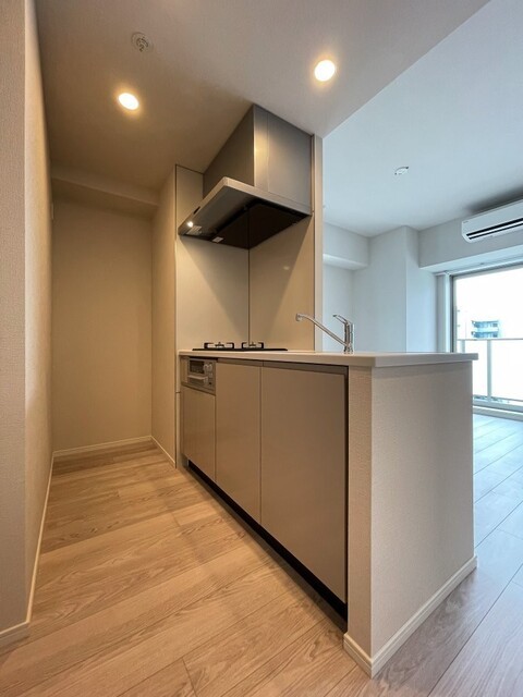 ※写真は同タイプ住戸です。(キッチン)