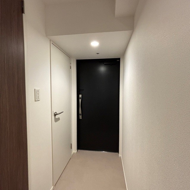 ※写真は同タイプ住戸です。(玄関)