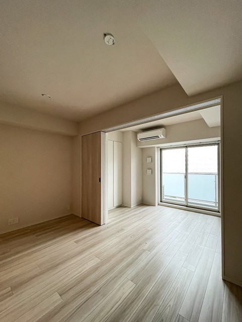 ※写真は同タイプ住戸です。(居間)