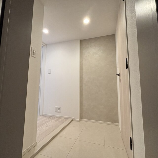 ※写真は同タイプ住戸です。(玄関)