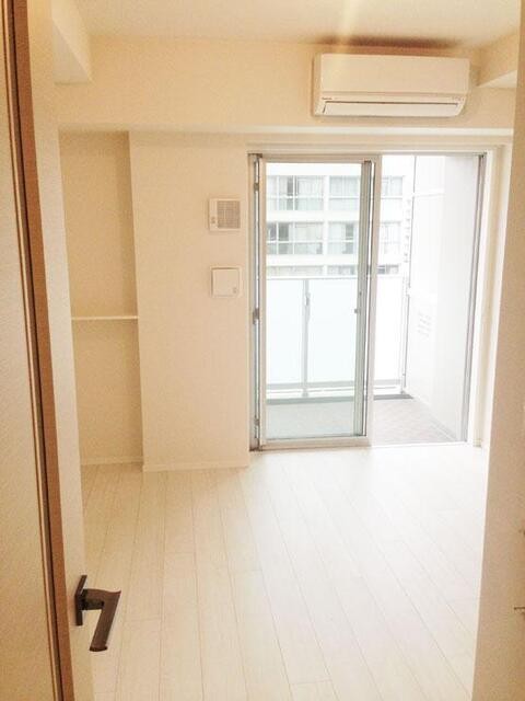 ※写真は同タイプ住戸です。(居間)