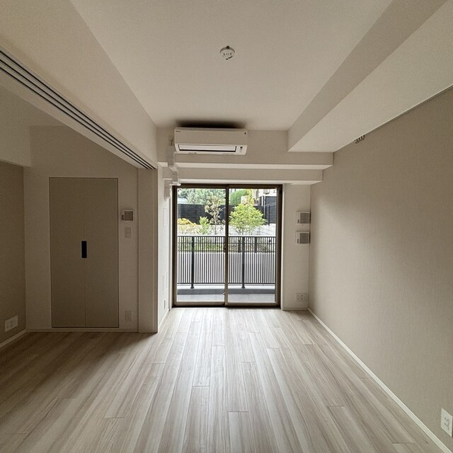 ※写真は同タイプ住戸です。(居間)