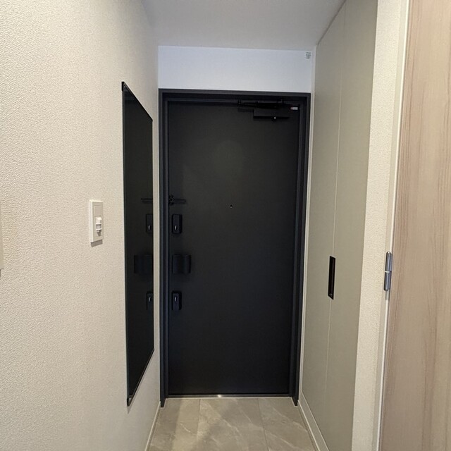 ※写真は同タイプ住戸です。(玄関)
