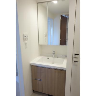 ※写真は同タイプ住戸です。(内装)