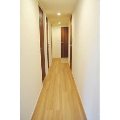 ※写真は同タイプ住戸です。(玄関)