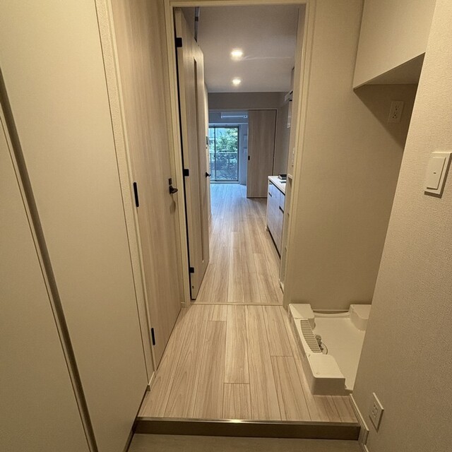 ※写真は同タイプ住戸です。(玄関)