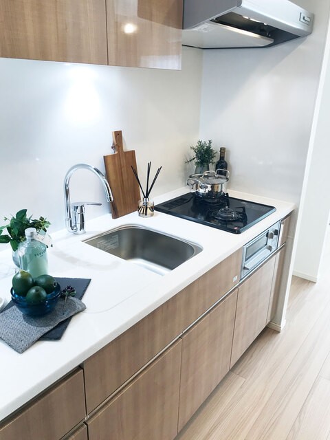 ※写真は同タイプ住戸です。(キッチン)