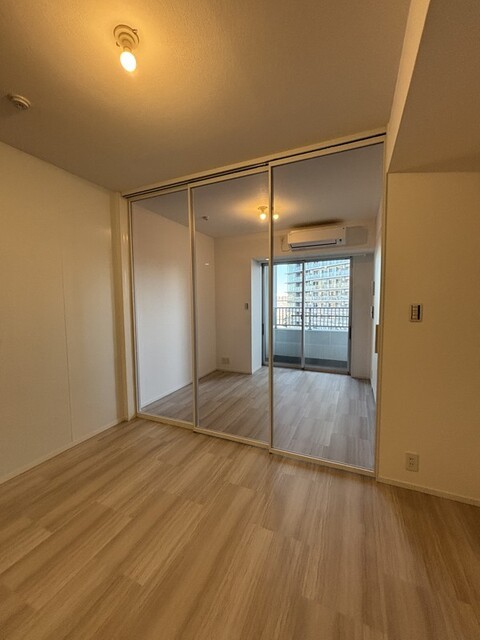 ※写真は同タイプ住戸です。(居間)