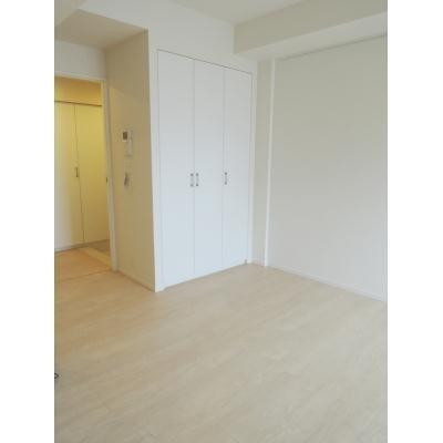 ※写真は同タイプ住戸です。(居間)