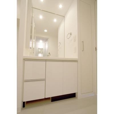 ※写真は同タイプ住戸です。(内装)